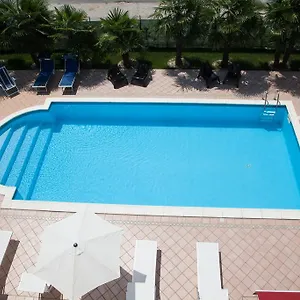 Master Hotel